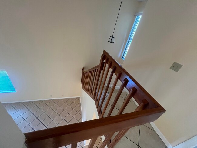 Building Photo - 1581 Woodbridge Lakes Cir