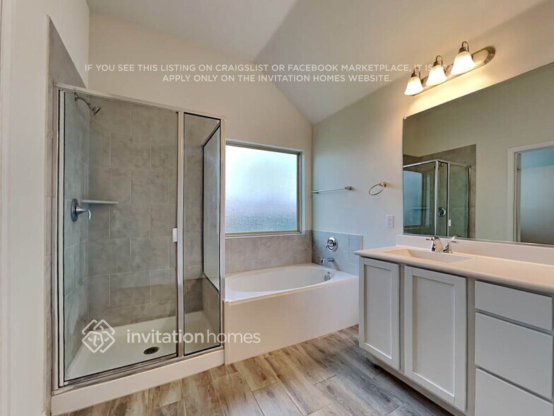 Building Photo - 14812 Gilley Ln