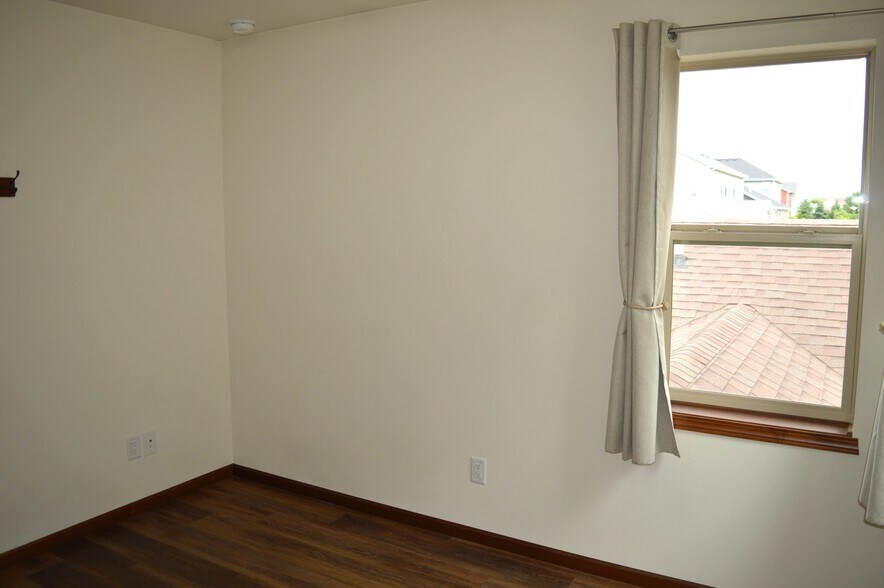 Building Photo - 9314 Highland Gate Way