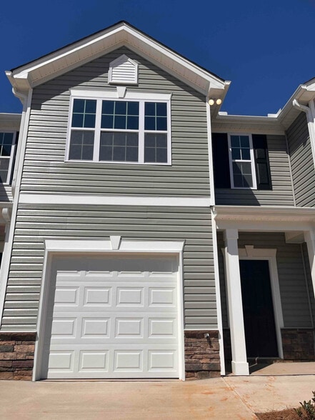 Building Photo - 1911 Frost Dr