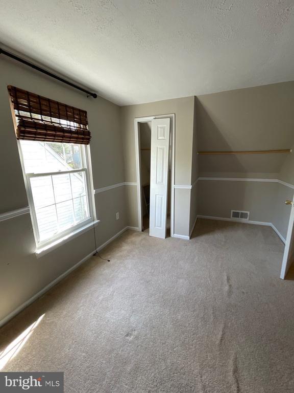 Building Photo - 6344 Piney Ridge Dr