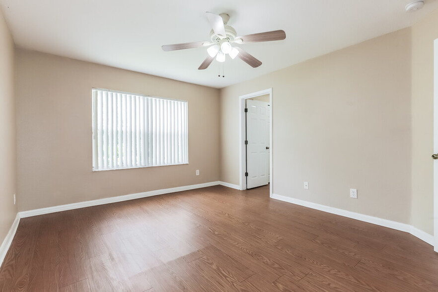 Building Photo - 11237 Cocoa Beach Dr