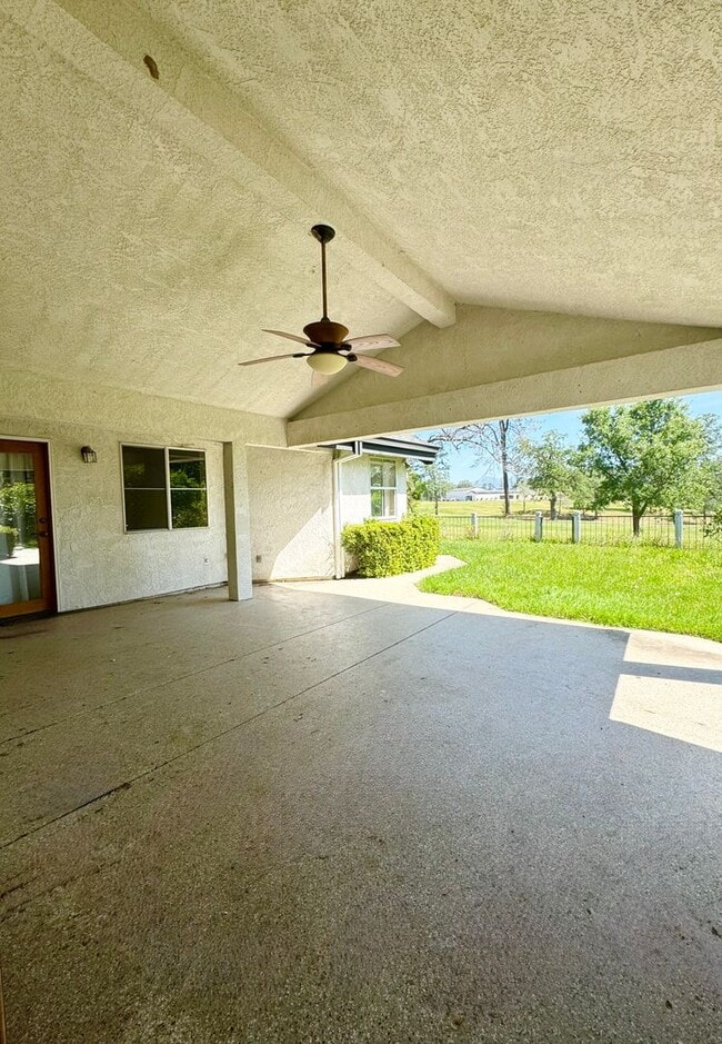 Building Photo - 1855 Gold Hills Dr