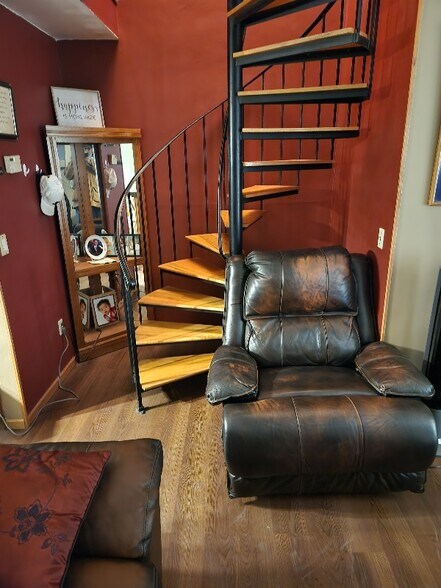 Building Photo - 7244 72nd Ln N