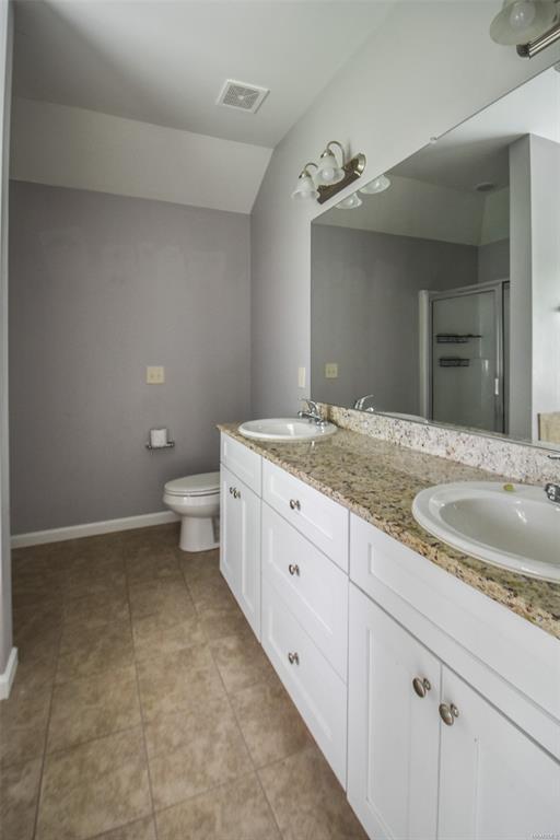 Building Photo - 161 Hideaway Ln