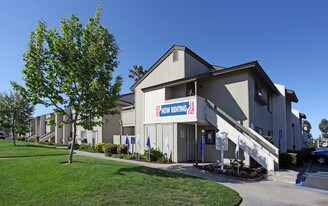Building Photo - Terre at Creek
