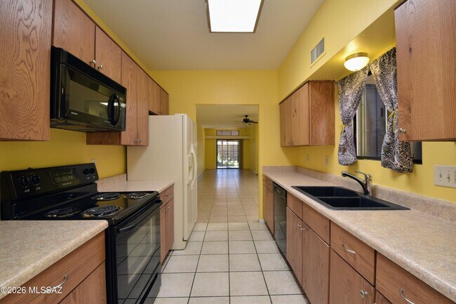 Building Photo - 3352 E Popinac Loop