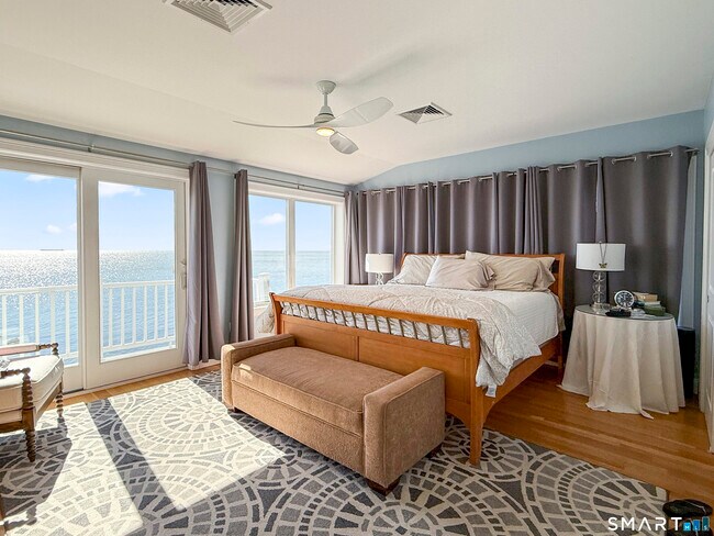 Building Photo - 41 Hillside Ave