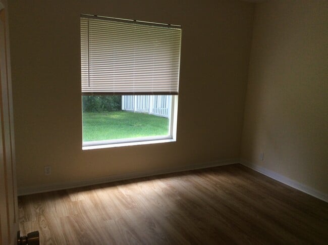 Building Photo - 4254 Whistlewood Cir