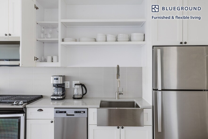 Building Photo - 3 Tingey Sq SE