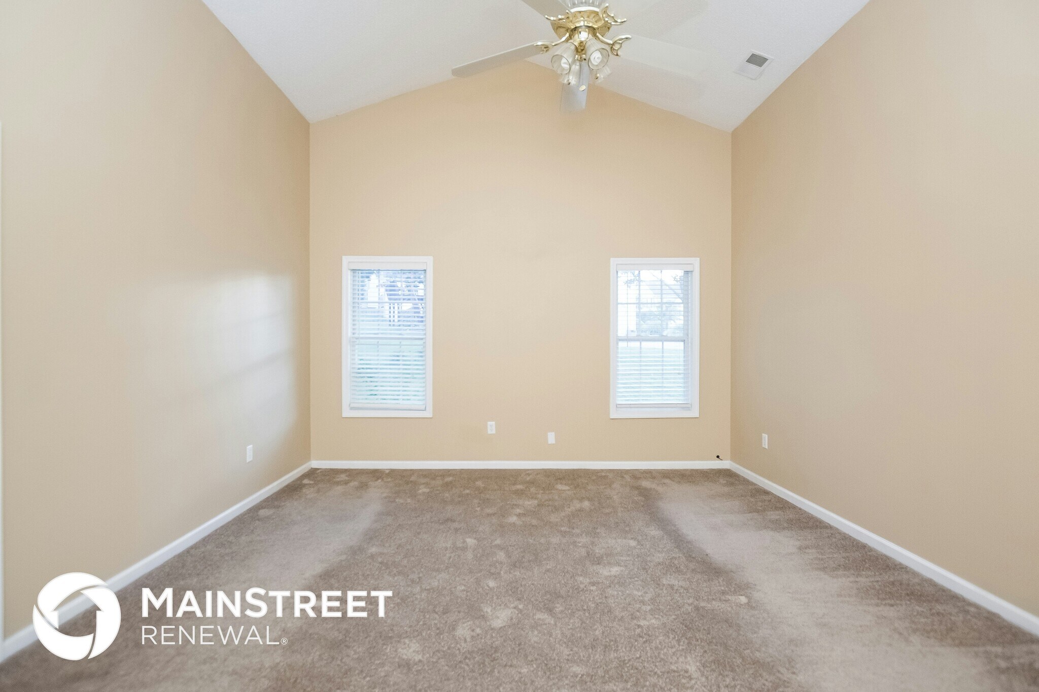 Building Photo - 166 Barrington Dr