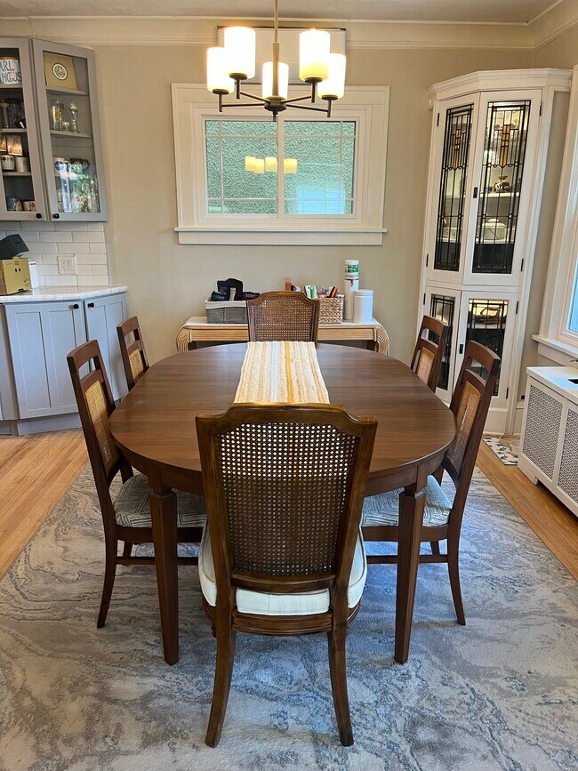 Building Photo - 4732 Harriet Ave