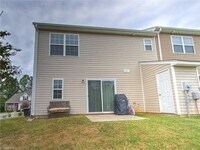 Building Photo - 655 Grasswren Way