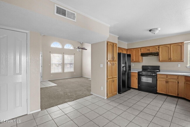 Building Photo - 11815 Stone Castle Dr