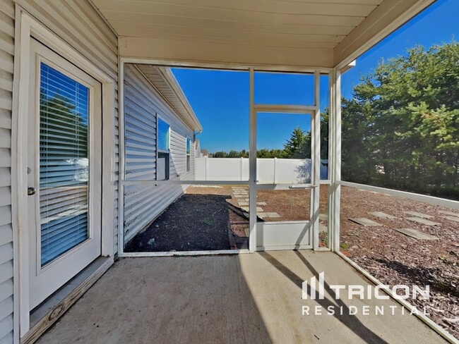 Building Photo - 1064 Bitting Hall Cir