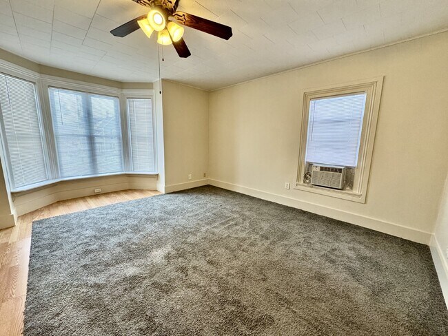 Building Photo - 1 bed 1 bath