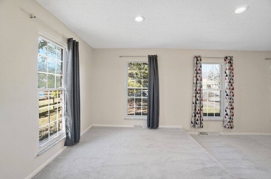 Building Photo - 1849 Lemontree Ln