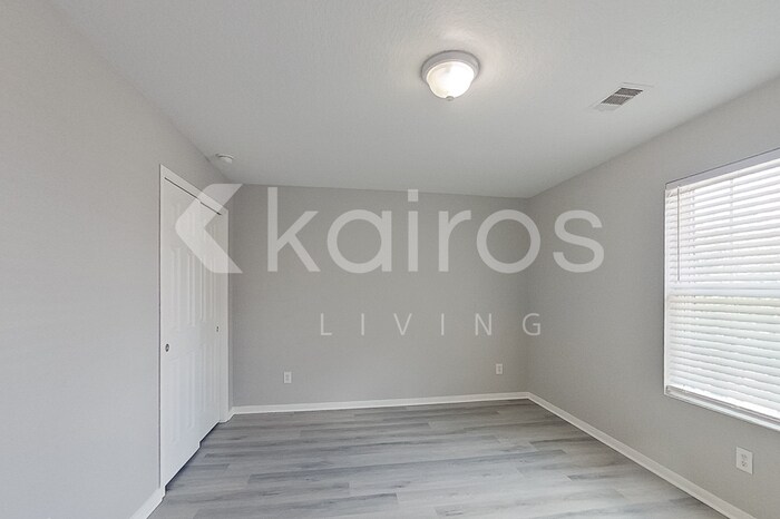 Building Photo - 19623 Gentle Creek Way