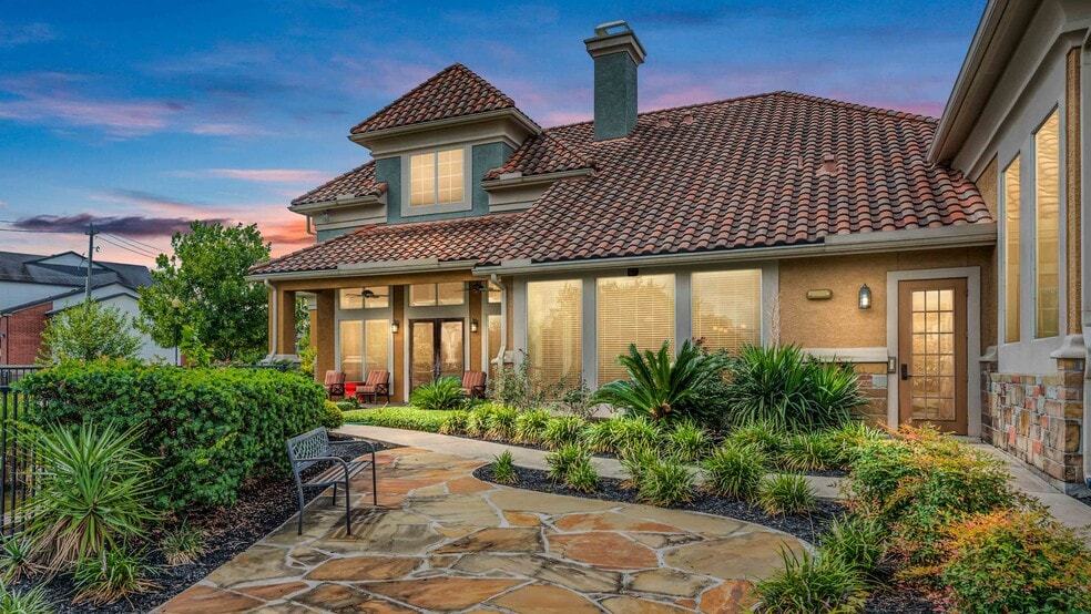 The Baytown 2200 W Baker Rd Baytown TX 77521 Apartment Finder