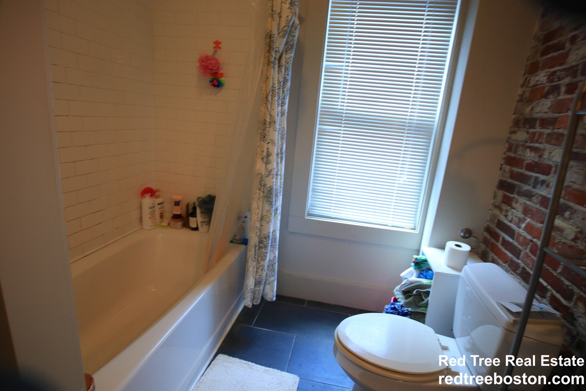 Building Photo - 21 Greylock Rd