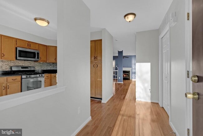 Primary Photo - 20888 Sandstone Square