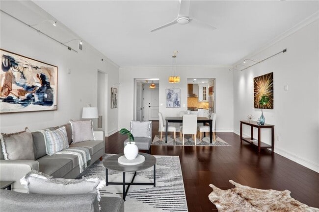 Building Photo - 2233 Peachtree Rd NE