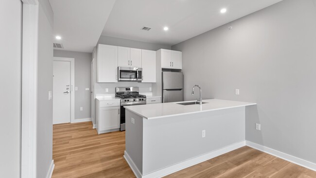 Building Photo - 475 Communipaw Ave