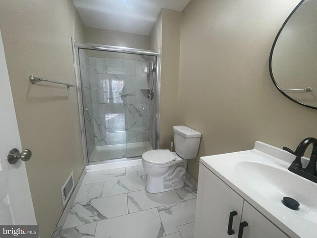 Building Photo - 81 Willow Ct