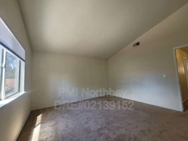 Building Photo - 937 Iron Dr