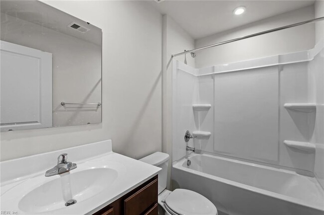 Building Photo - 103 Sourgum Ln