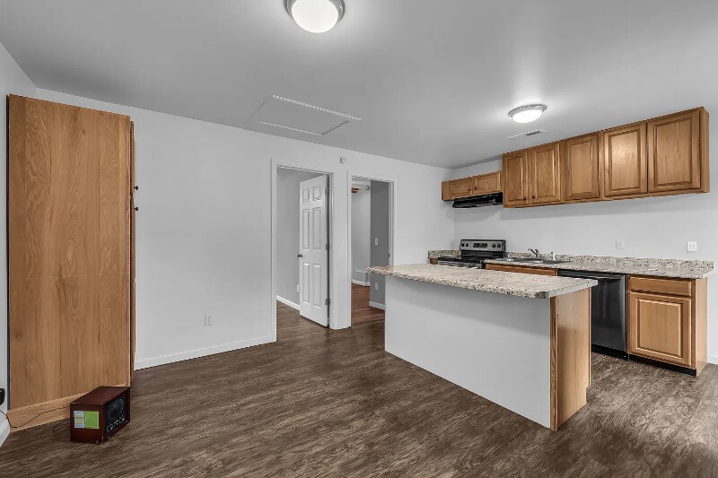 Building Photo - 2007 Wilson St