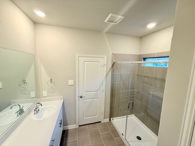 Building Photo - 2288 Clf Spgs Dr