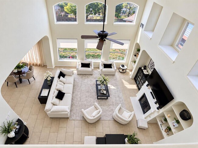 Building Photo - 17002 Brewer Blackbird Dr