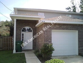 Building Photo - 96 2nd Ave