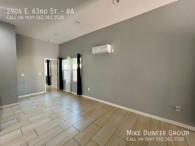 Building Photo - 2904 E 63rd St