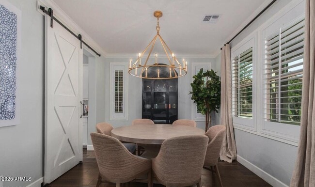 Building Photo - 947 W Kaibab Dr