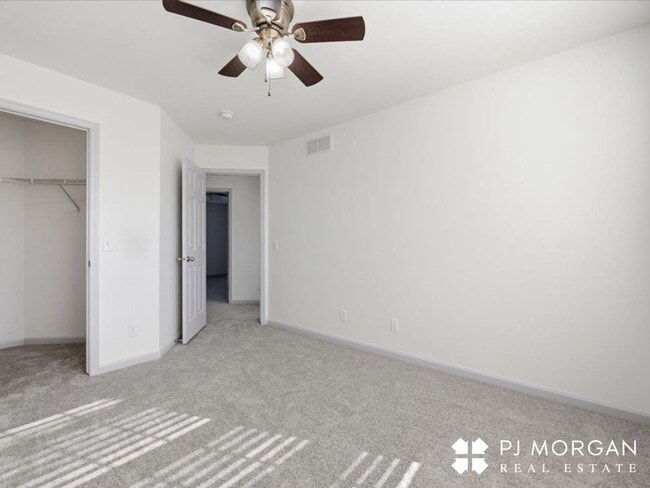 Building Photo - 19378 V St