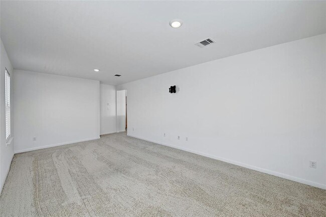 Building Photo - 6411 Velvet Leaf Ln
