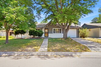 Building Photo - $2,740.95, 4 Beds - 3 Bath, Single Family Home in Denver with Washer and Dryer!