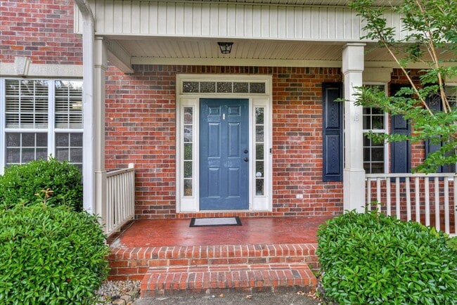 Building Photo - 5 bedroom/3.5 bathroom home in Evans with ...