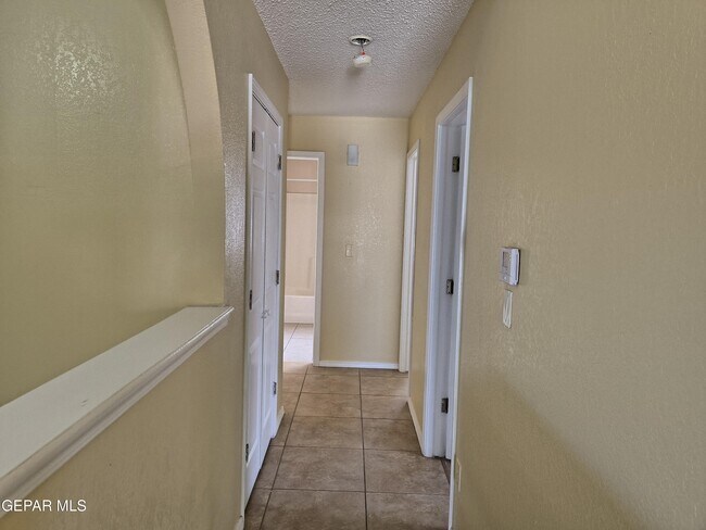Building Photo - 11668 Carlos Moran Ct