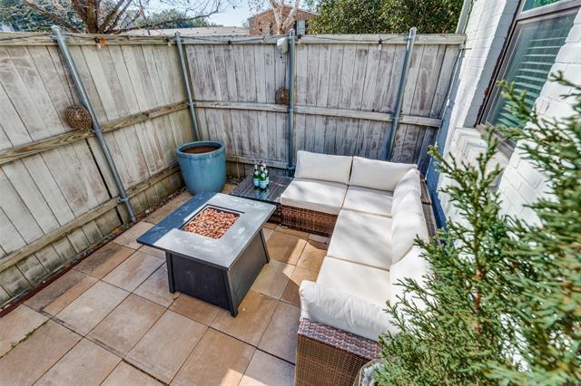 Building Photo - 4924 Lahoma St