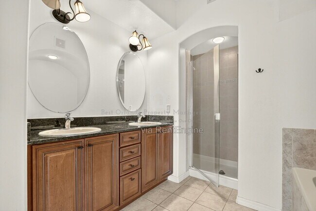 Building Photo - 1383 Chatfield Pl