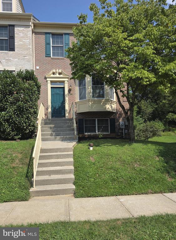 Building Photo - 937 Walnut Wood Rd