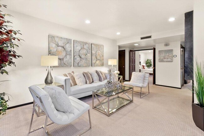 Building Photo - 20720 4th St