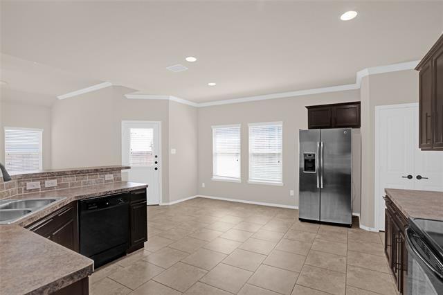 Building Photo - 608 Wichita Trail