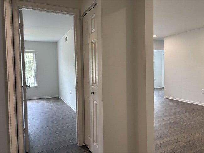Building Photo - 9574 Jayhawk Terrace