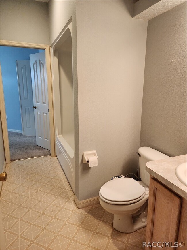 Building Photo - 1815 W Shanelle Path