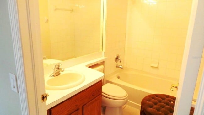 Building Photo - 5115 Bay Isle Cir