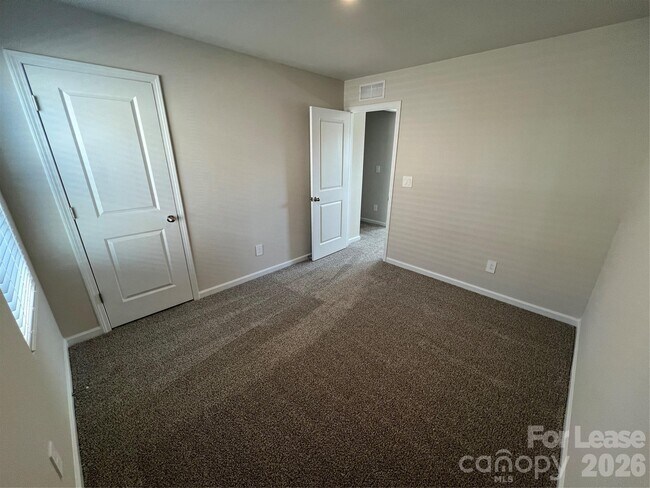 Building Photo - 149 Bird Dog Dr